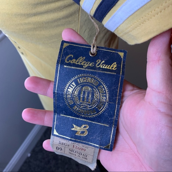 NWT Banner Supply Co. Georgia Tech Logo T-Shirt - Picture 14 of 14